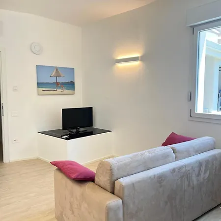 Nyaraló Moderno Di Beniamino Murgioni A *