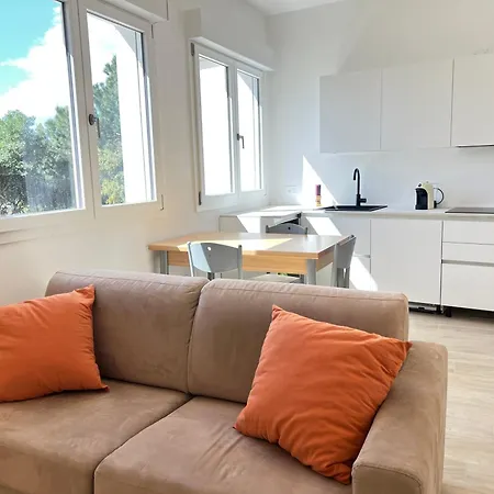 Moderno Di Beniamino Murgioni A * Villasimius