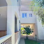 בית נופש Moderno Di Beniamino Murgioni A *