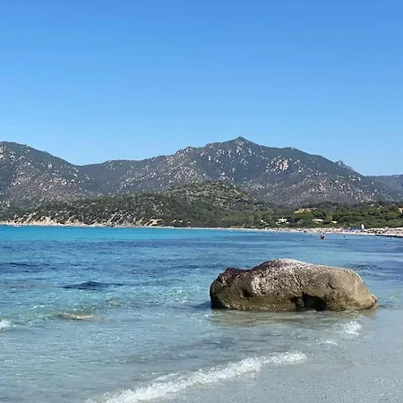Moderno Appartamento Di Beniamino Murgioni A Villasimius Holiday home