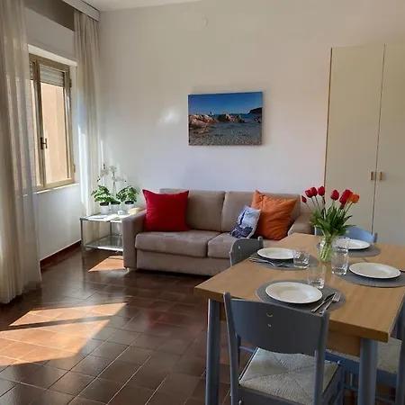 Holiday home Moderno Appartamento Di Beniamino Murgioni A Villasimius Villasimius