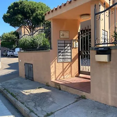 Moderno Appartamento Di Beniamino Murgioni A Villasimius Holiday home Villasimius