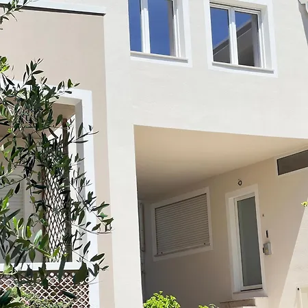 Moderno Appartamento Di Beniamino Murgioni A Villasimius Holiday home *