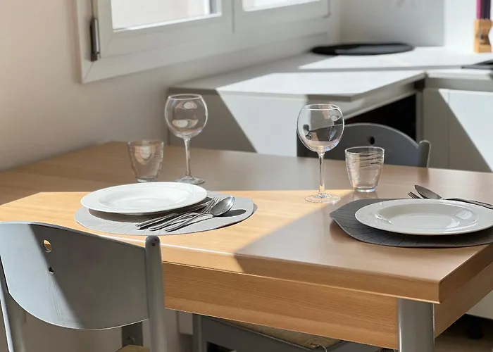 Holiday home Self Check-in Apartment: Shuttle Stop & Scooter