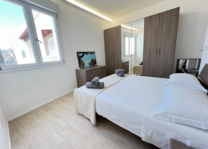 Self Check-in Apartment: Shuttle Stop & Scooter Holiday home