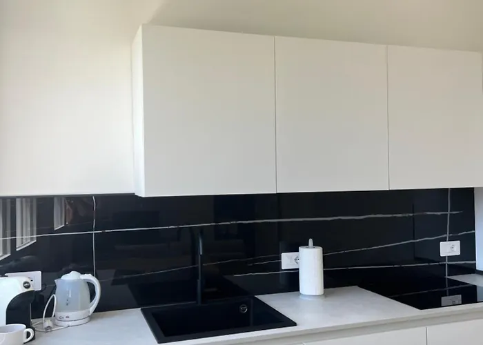 Moderno Dí Beniamino Murgioni A *