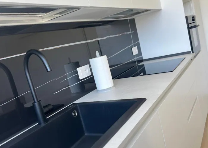 Self Check-in Apartment: Shuttle Stop & Scooter * Villasimius